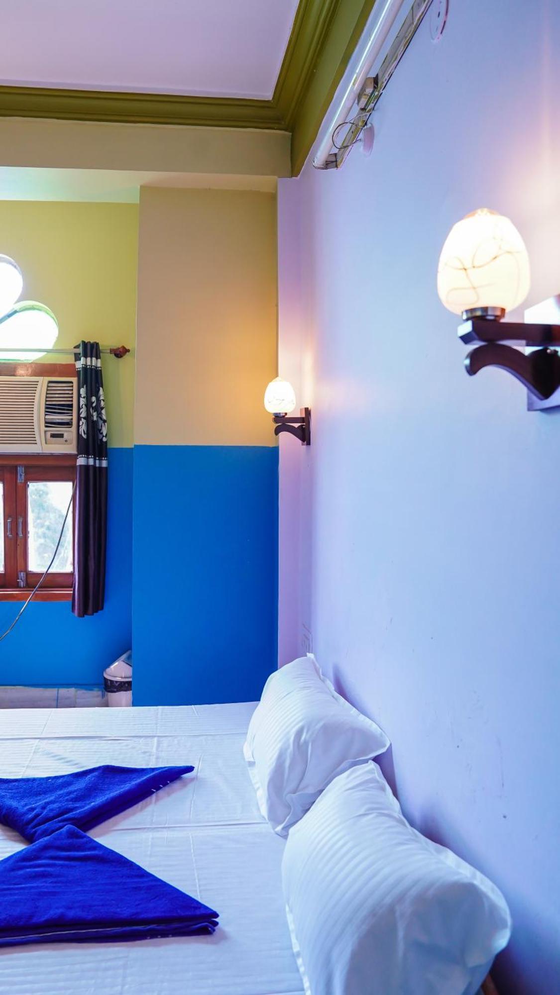 Safar Hostel 布什格尔 外观 照片
