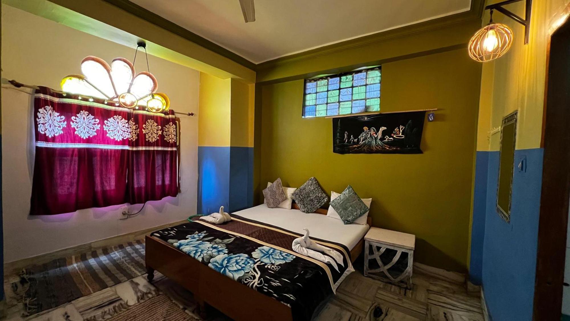Safar Hostel 布什格尔 外观 照片